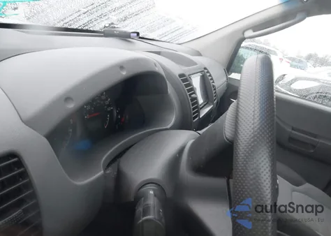 2005 Nissan Xterra S из США, поврежденный, VIN 5N1AN08UX5C624550